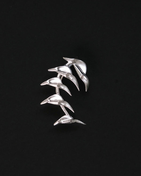 HUMAN OBJECT SPINY EDGES