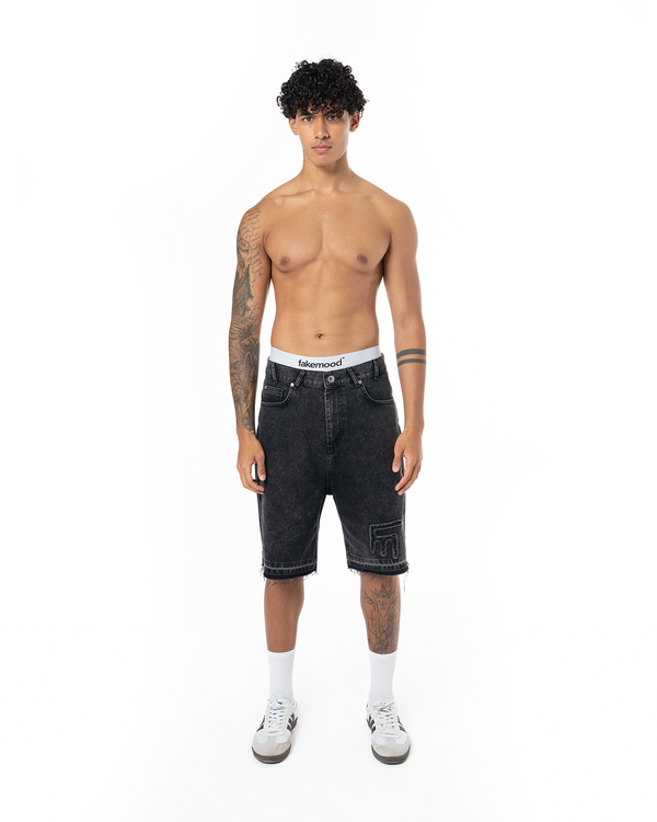 UNISEX LOVE FROM FAKEMOOD❤︎ BAGGY DENIM SHORT - BLACK