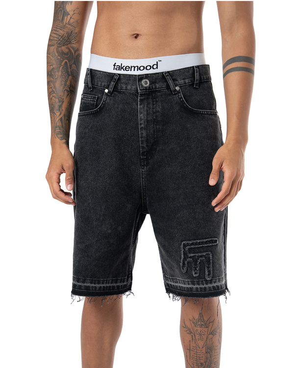 UNISEX LOVE FROM FAKEMOOD❤︎ BAGGY DENIM SHORT - BLACK