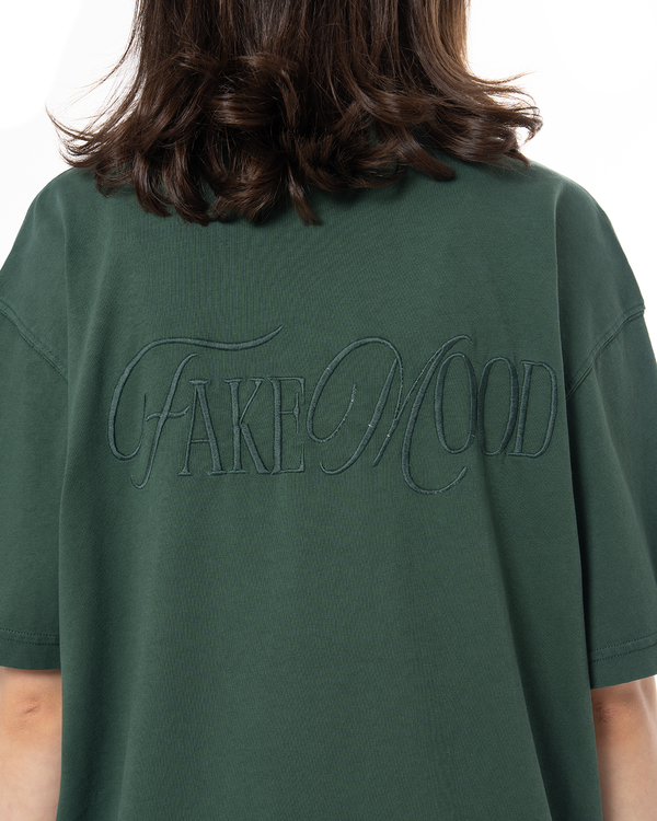 UNISEX GARMENT DYE SIGNATURE TEE - DARK GREEN