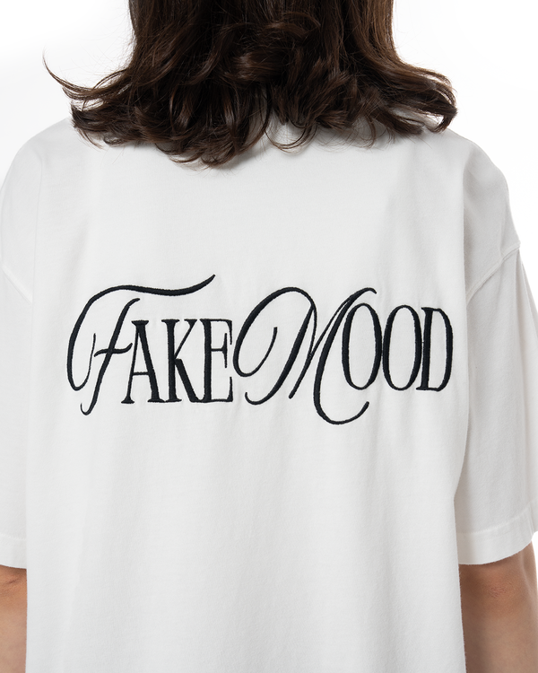 UNISEX GARMENT DYE SIGNATURE TEE - WHITE