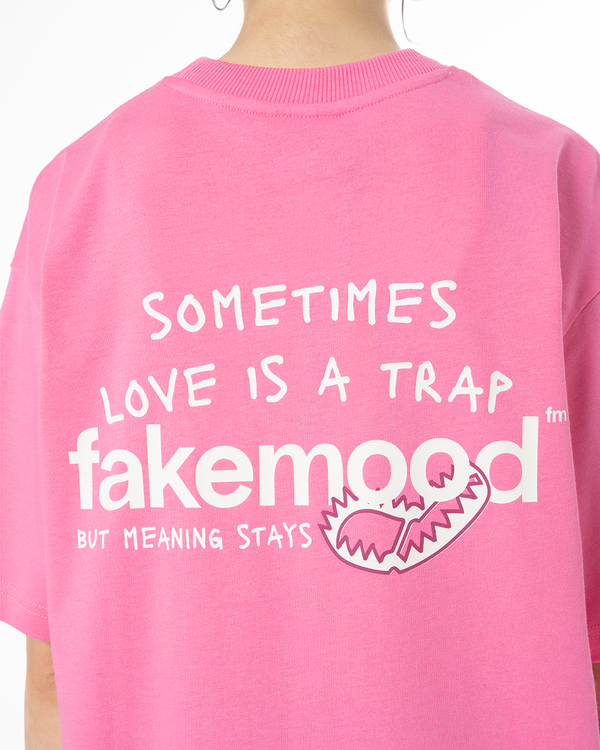 UNISEX LOVE IS A TRAP LIMITED EDITION TEE