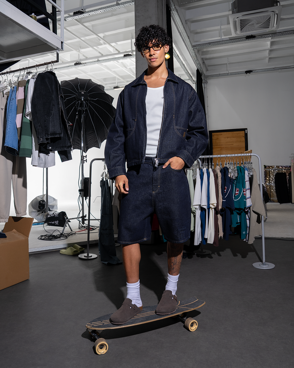 UNISEX SIGNATURE RAW DENIM JACKET - INDIGO