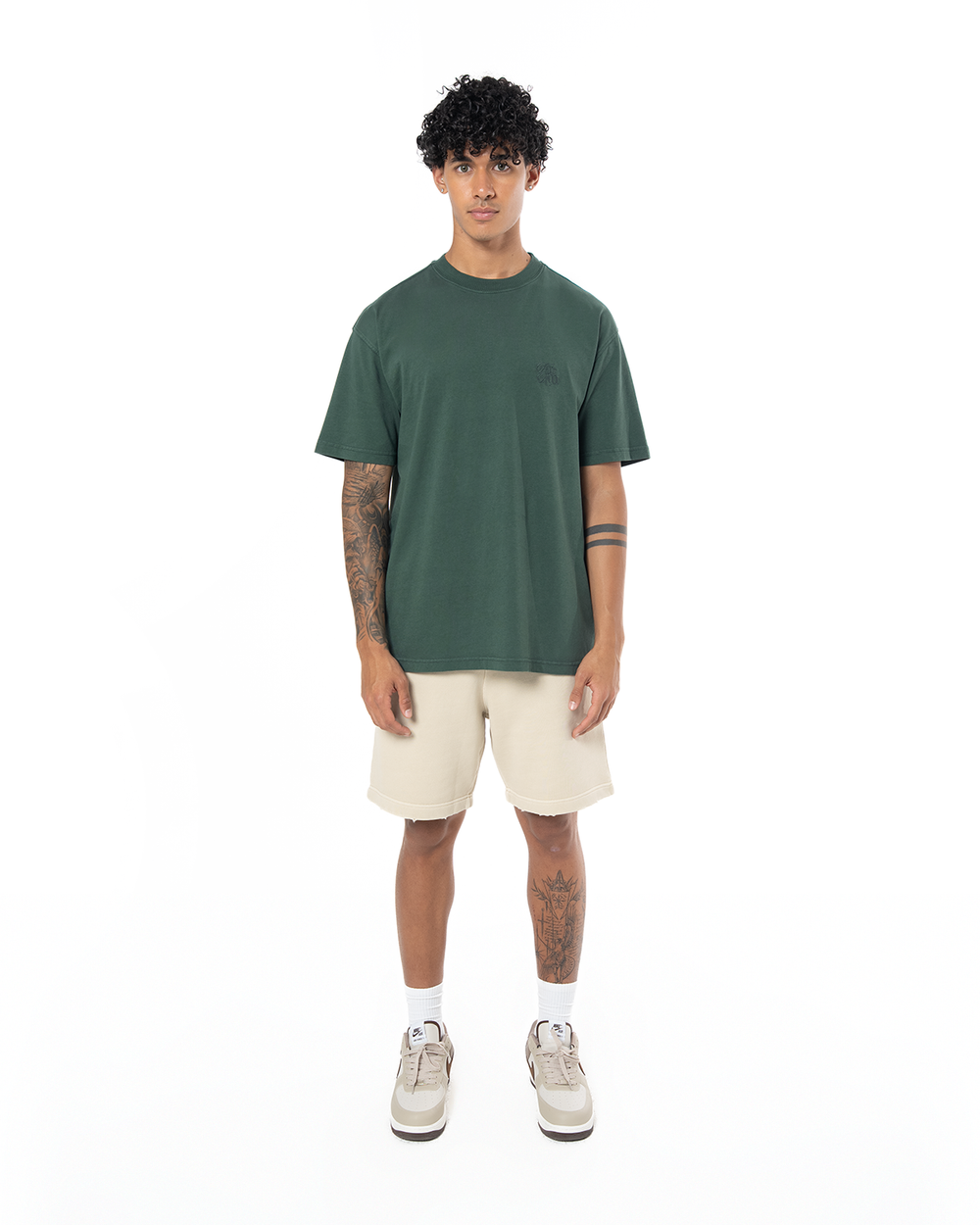 UNISEX GARMENT DYE SIGNATURE TEE - DARK GREEN