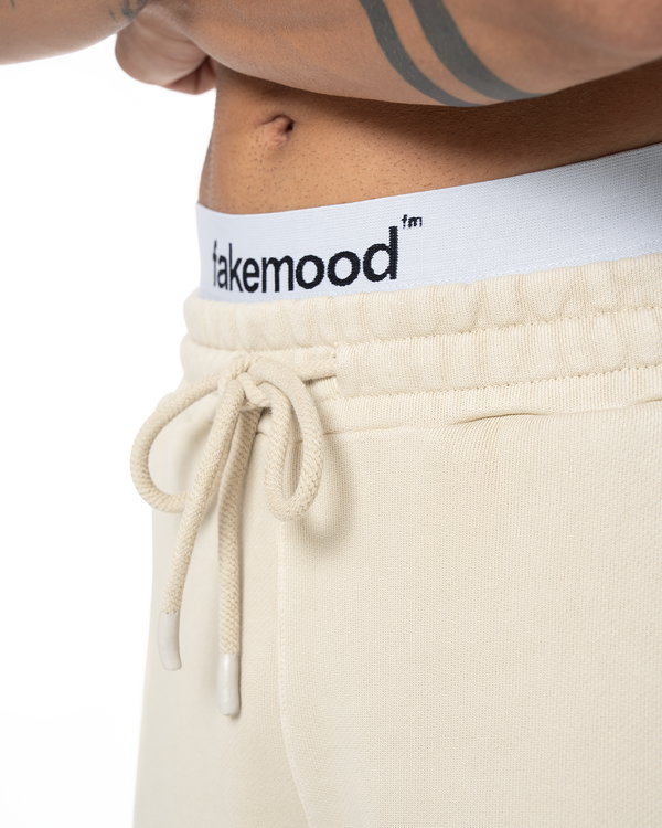 UNISEX GARMENT DYE SIGNATURE SHORT - CREAM