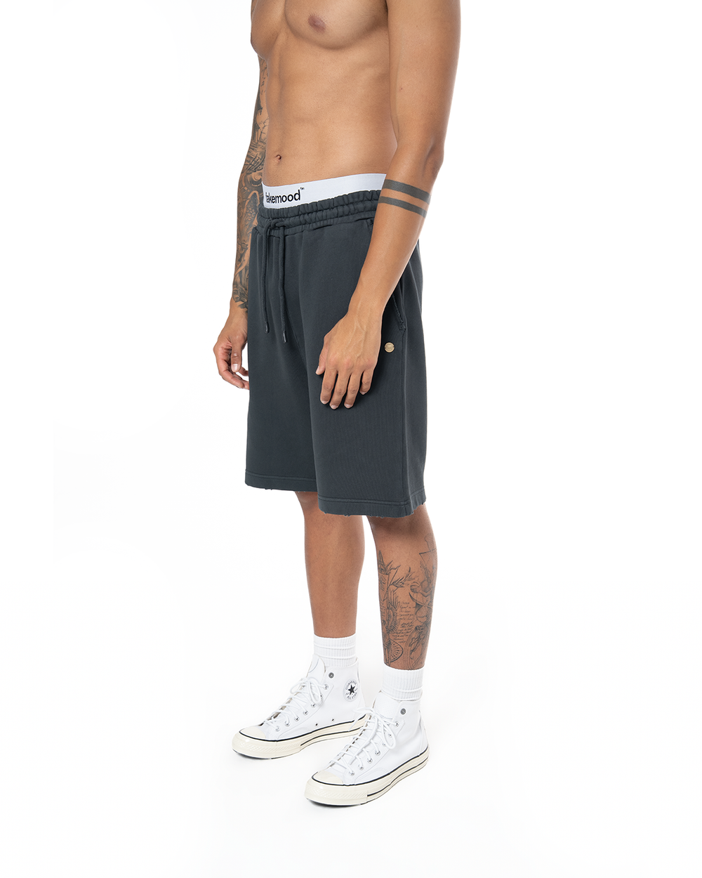 UNISEX GARMENT DYE SIGNATURE SHORT - BLACK