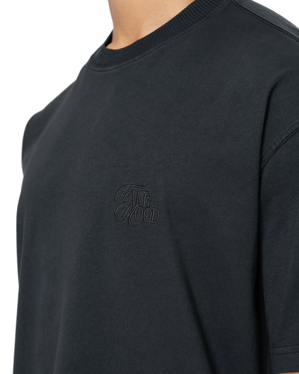 UNISEX GARMENT DYE SIGNATURE TEE - BLACK